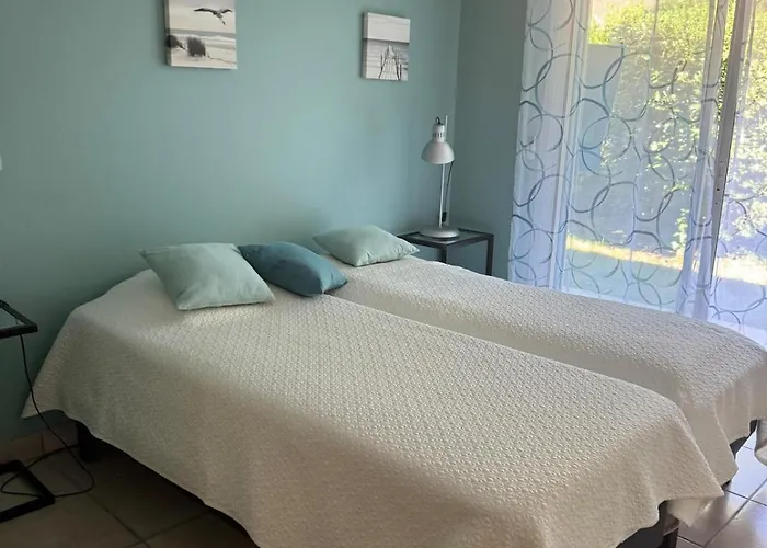 3 Etoiles Piscine Chauffee 6 Pers * 비스카로세