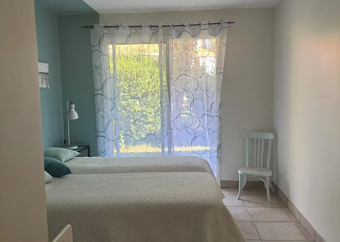 3 Etoiles Piscine Chauffee 6 Pers 비스카로세